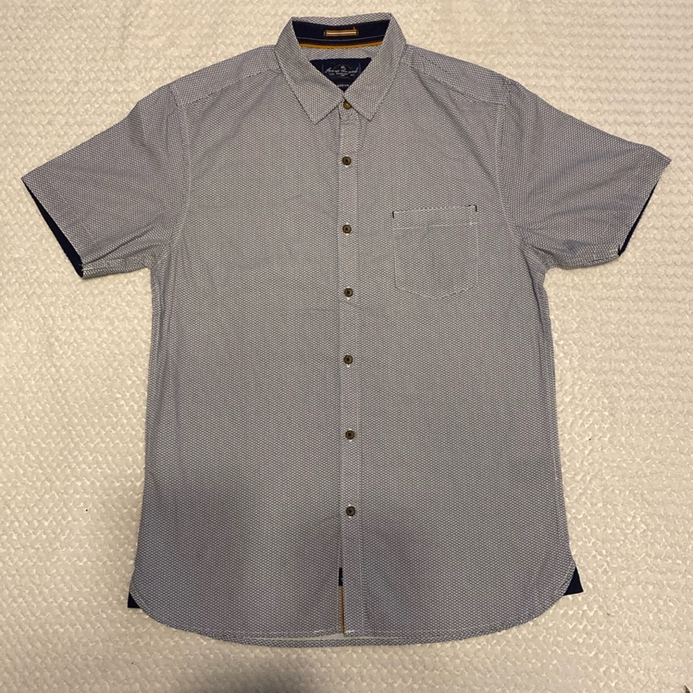 Men’s short sleeve shirt